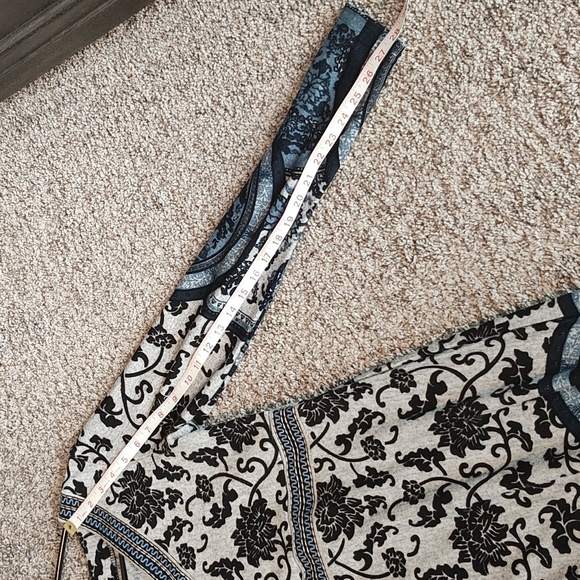 White Mark Gray and Black Floral Long Sleeve Dress Size Small - Picture 4 of 7